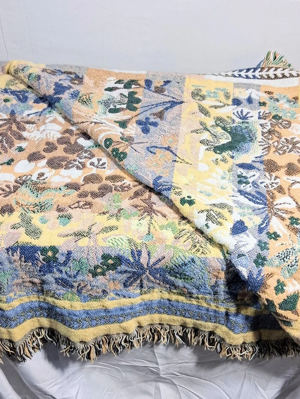 Large 84 X 62 Goodwin Weavers Jacquard Wildlife Tapestry Cottagecore Throw